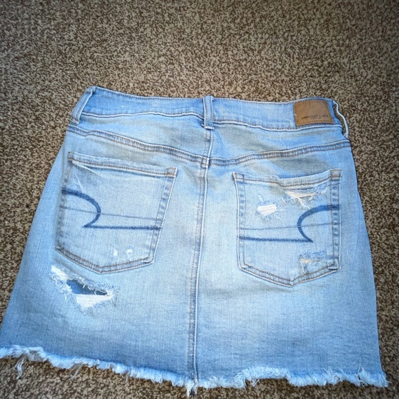 CLOSET CLEAN OUT - Picture 3 of 4